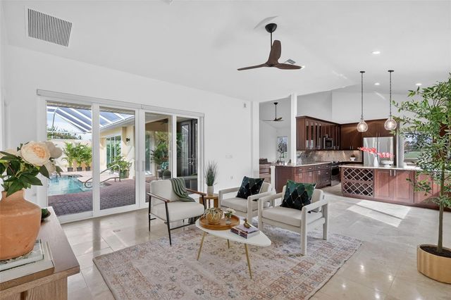 4237 PALACIO DRIVE, Sarasota, FL 34238