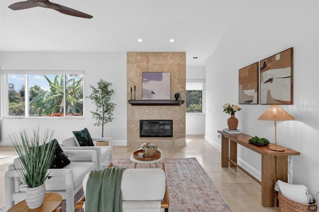 4237 PALACIO DRIVE, Sarasota, FL 34238