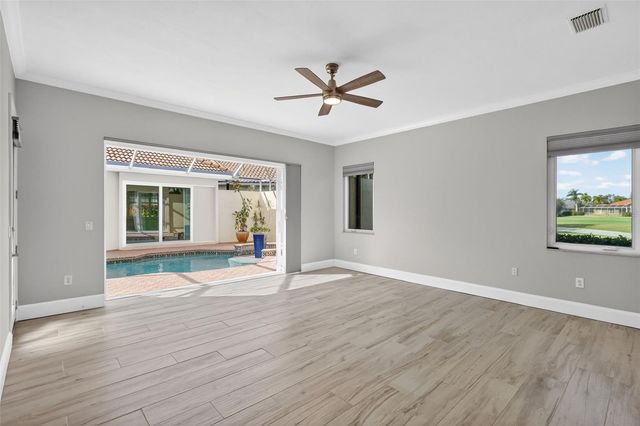 4237 PALACIO DRIVE, Sarasota, FL 34238