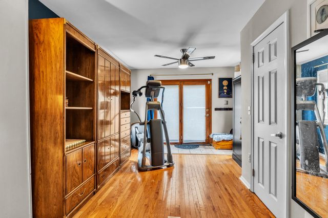 15106 White Avenue, Allen Park City, MI 48101