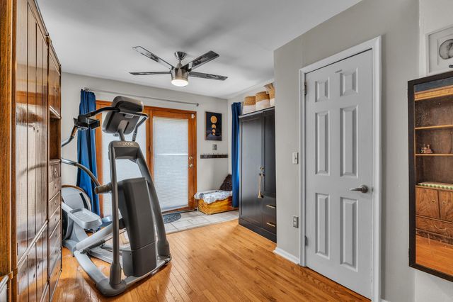 15106 White Avenue, Allen Park City, MI 48101