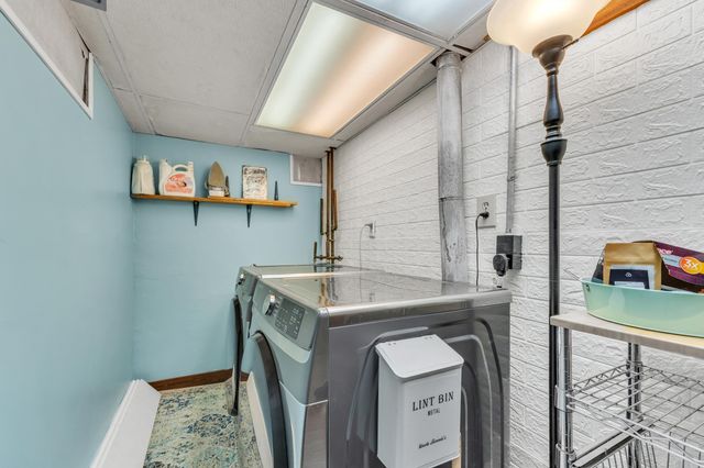 15106 White Avenue, Allen Park City, MI 48101
