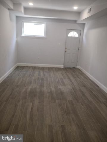 1008 GREEN ST, Philadelphia, PA 19123