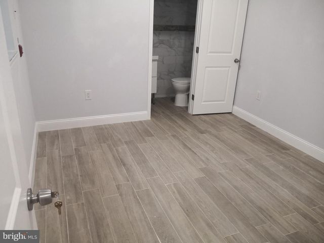 1008 GREEN ST, Philadelphia, PA 19123