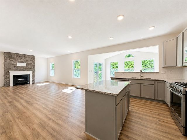 415 Pemberley Ct, Peters Twp, PA 15367