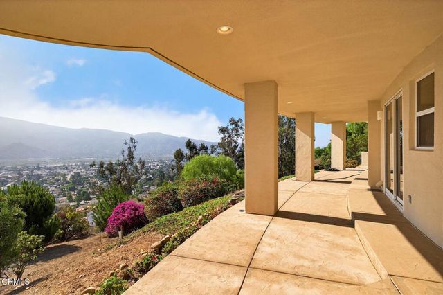 864 Montclair Drive, Santa Paula, CA 93060