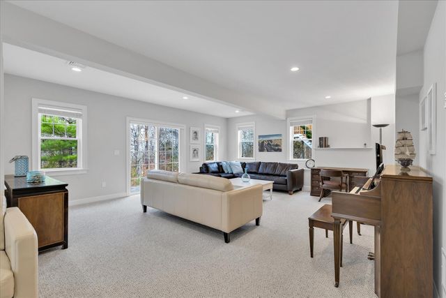 20 Saltwater Circle, Mashpee, MA 02649