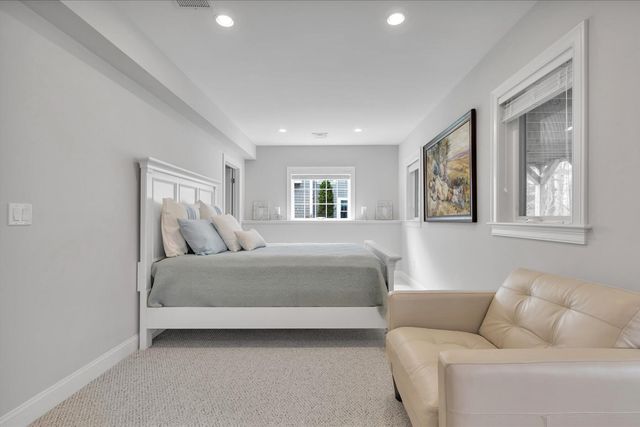 20 Saltwater Circle, Mashpee, MA 02649