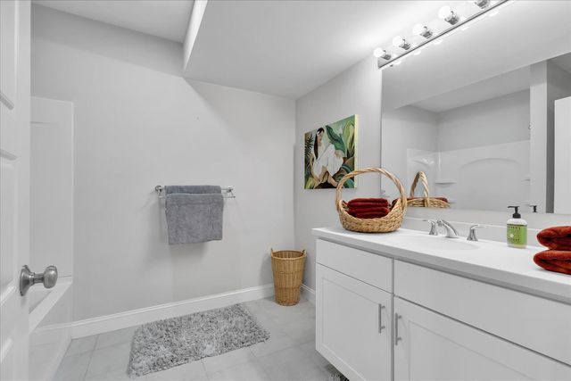 20 Saltwater Circle, Mashpee, MA 02649