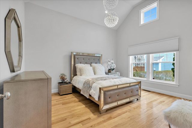 20 Saltwater Circle, Mashpee, MA 02649
