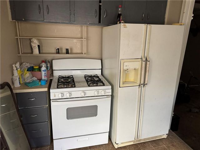 7001 Raytown Road, Raytown, MO 64133