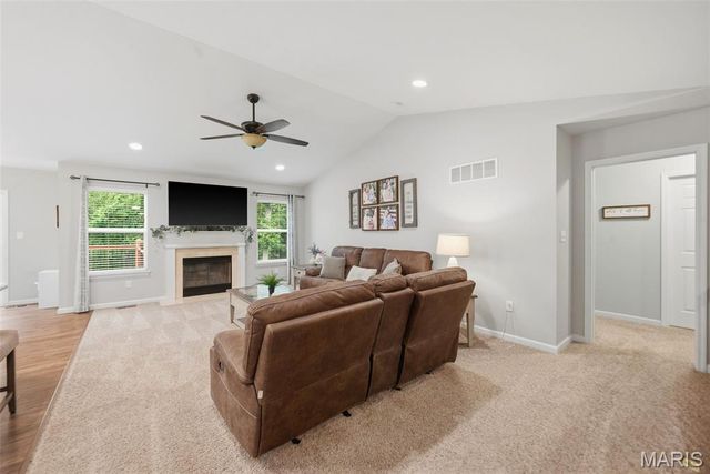 518 Brookside Forest Court, O'fallon, MO 63366