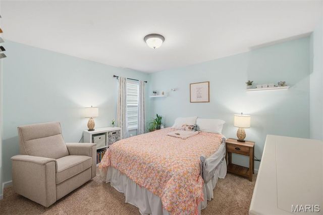 518 Brookside Forest Court, O'fallon, MO 63366
