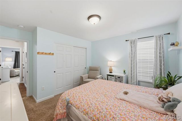 518 Brookside Forest Court, O'fallon, MO 63366