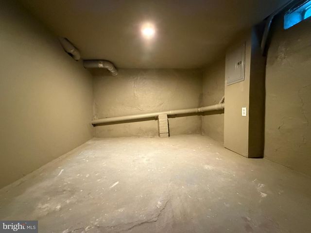 1811 N REESE ST, Philadelphia, PA 19122