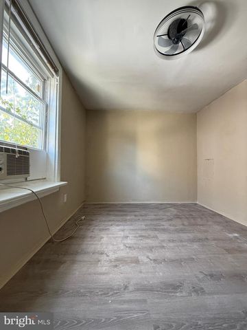 1811 N REESE ST, Philadelphia, PA 19122