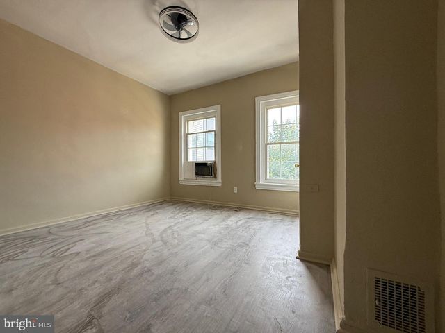 1811 N REESE ST, Philadelphia, PA 19122