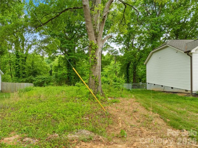 1509 Collinston Drive, Gastonia, NC 28052