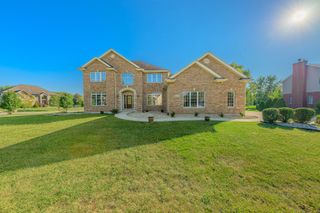 22430 Woodland Lane, Frankfort, IL 60423