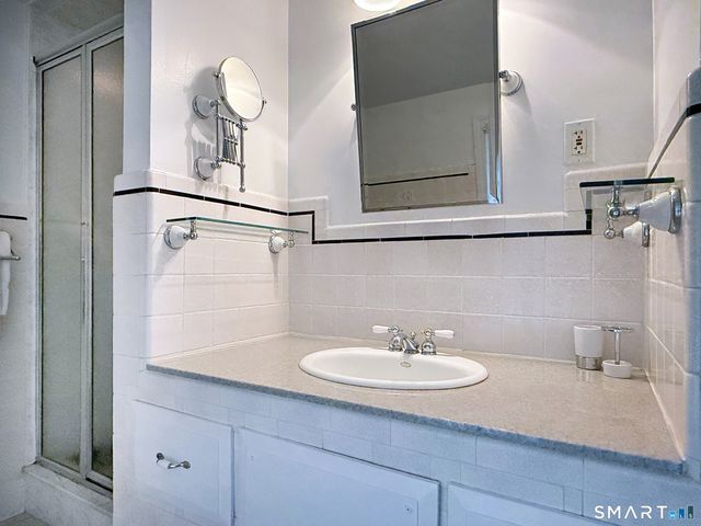 1100 Coleman Road, Cheshire, CT 06410