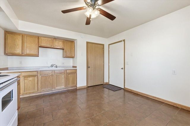 4009 TWIN CITY Drive, Council Bluffs, IA 51501