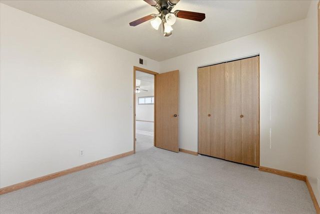 4009 TWIN CITY Drive, Council Bluffs, IA 51501