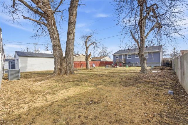 4009 TWIN CITY Drive, Council Bluffs, IA 51501