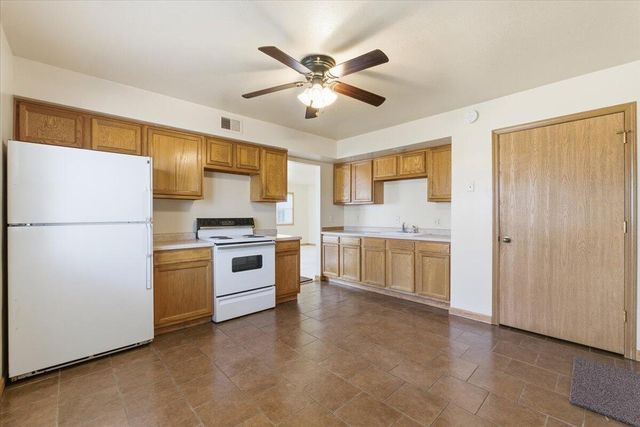 4009 TWIN CITY Drive, Council Bluffs, IA 51501