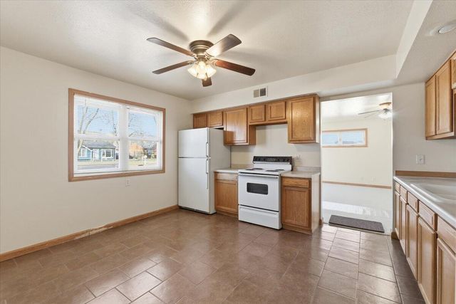 4009 TWIN CITY Drive, Council Bluffs, IA 51501