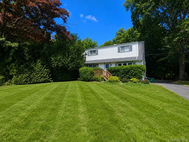 1 Hilltop Road, New City, NY 10956