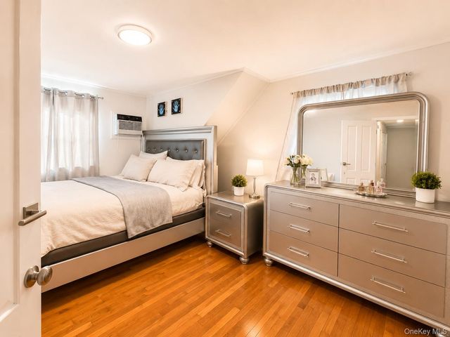 1 Hilltop Road, New City, NY 10956
