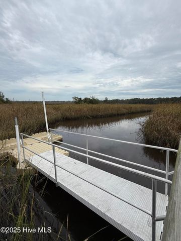 1511 Riverview Terrace, Wilmington, NC 28401
