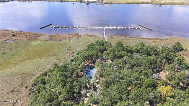 1511 Riverview Terrace, Wilmington, NC 28401