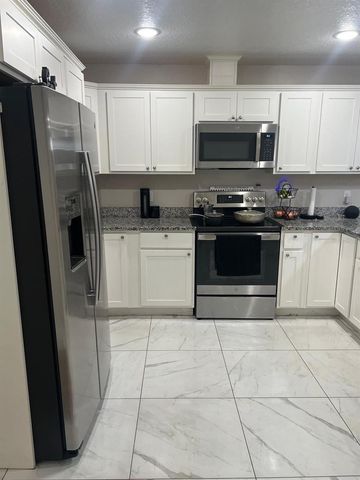 2923 N STEWART STREET, Kissimmee, FL 34746