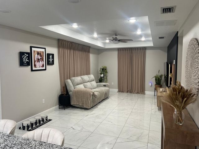 2923 N STEWART STREET, Kissimmee, FL 34746