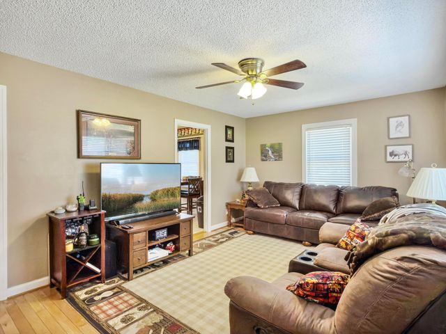 303 Mary Scott Drive, Goose Creek, SC 29445