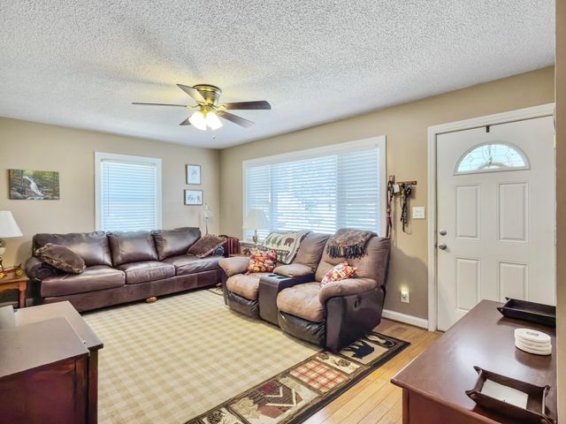 303 Mary Scott Drive, Goose Creek, SC 29445