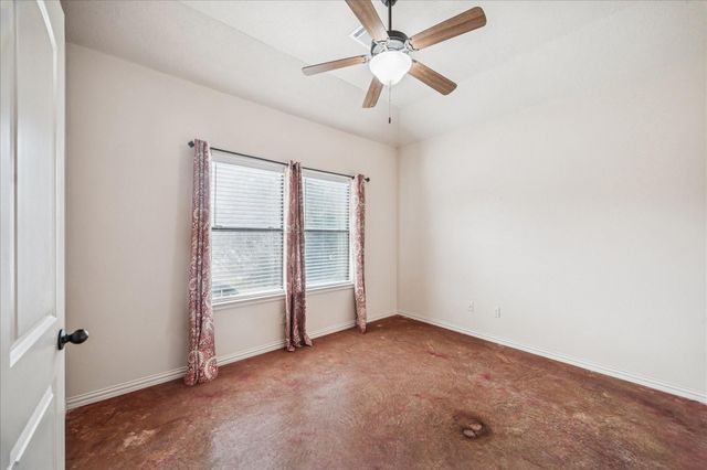 14330 S Summerchase Circle, Willis, TX 77318