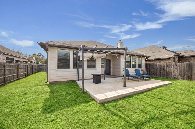 14330 S Summerchase Circle, Willis, TX 77318