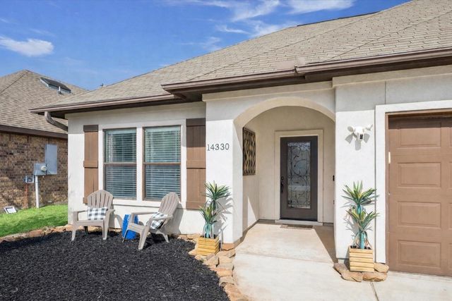 14330 S Summerchase Circle, Willis, TX 77318