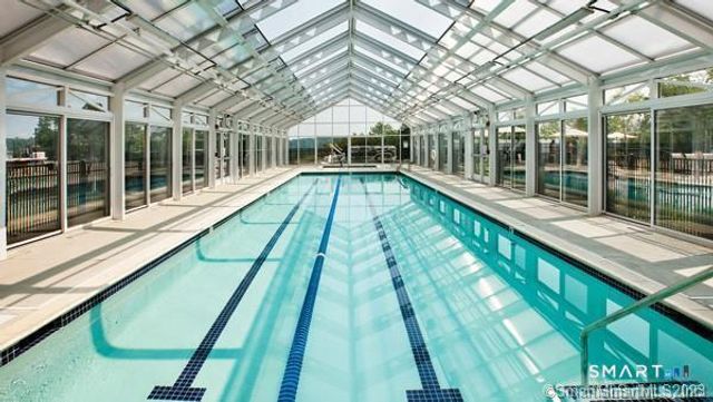 424 Center Meadow Lane 424, Danbury, CT 06810