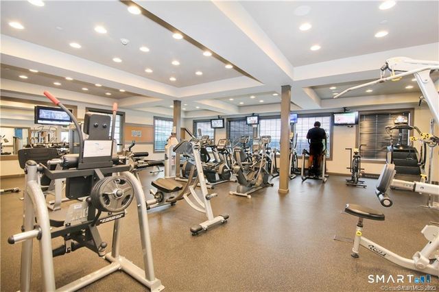 424 Center Meadow Lane 424, Danbury, CT 06810