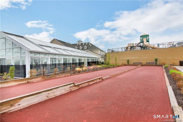 424 Center Meadow Lane 424, Danbury, CT 06810