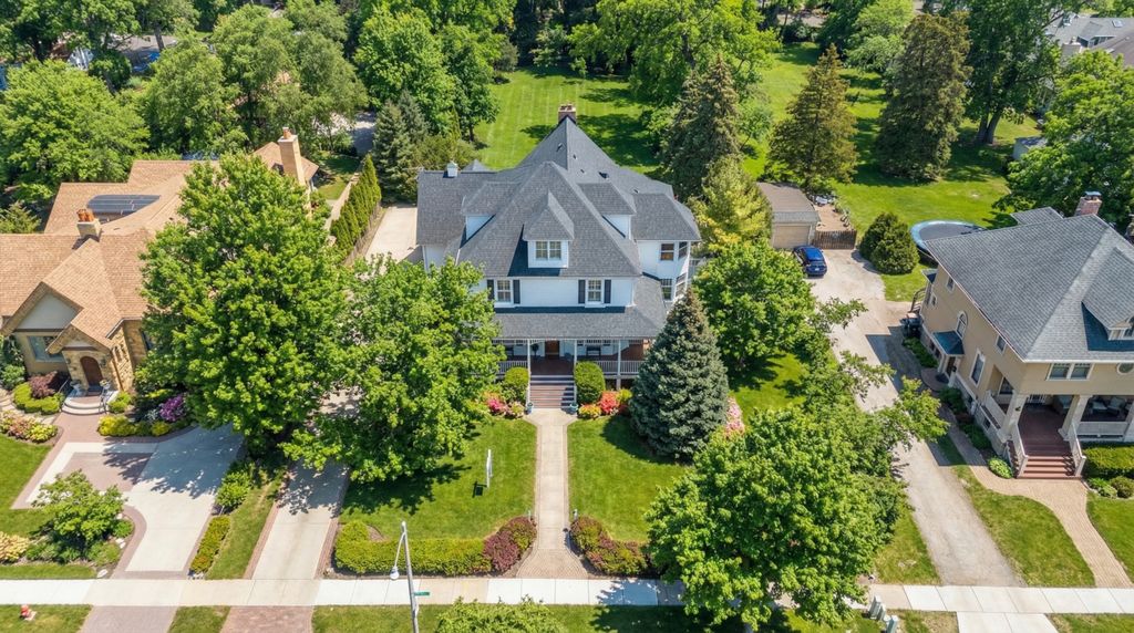 300 E Euclid Avenue, Arlington Heights, IL 60004 — exterior