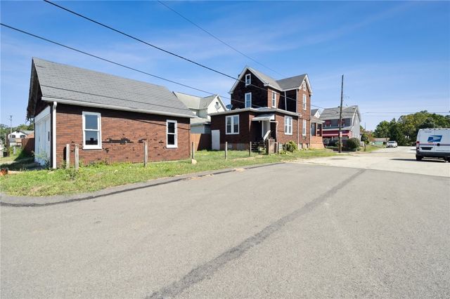 2622 Milburn St, Mckeesport, PA 15132