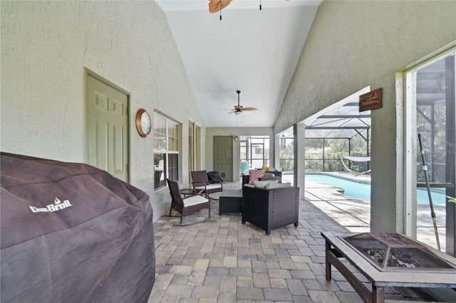 23354 OAK PRAIRIE CIRCLE, Sorrento, FL 32776