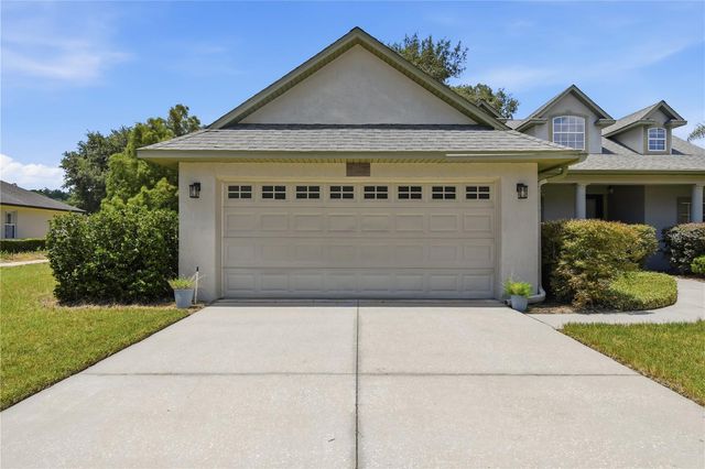 23354 OAK PRAIRIE CIRCLE, Sorrento, FL 32776