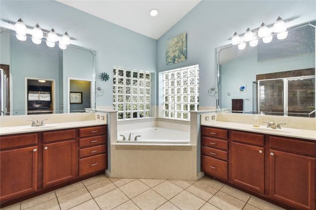 23354 OAK PRAIRIE CIRCLE, Sorrento, FL 32776