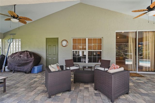 23354 OAK PRAIRIE CIRCLE, Sorrento, FL 32776