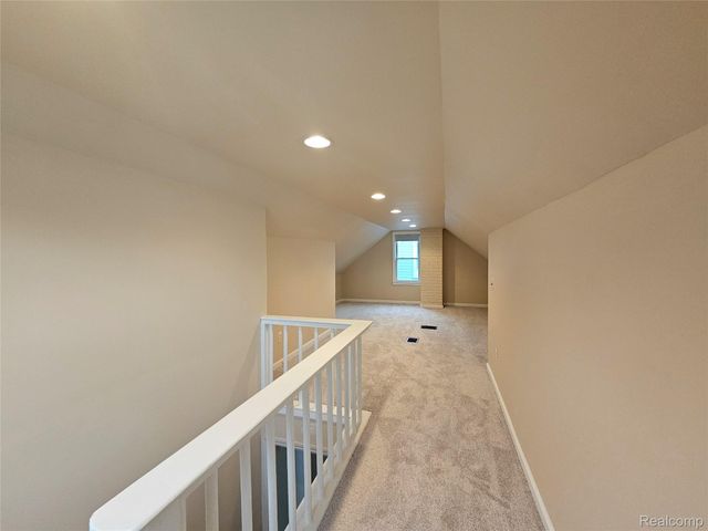 25528 Stanford Street, Dearborn Heights, MI 48125